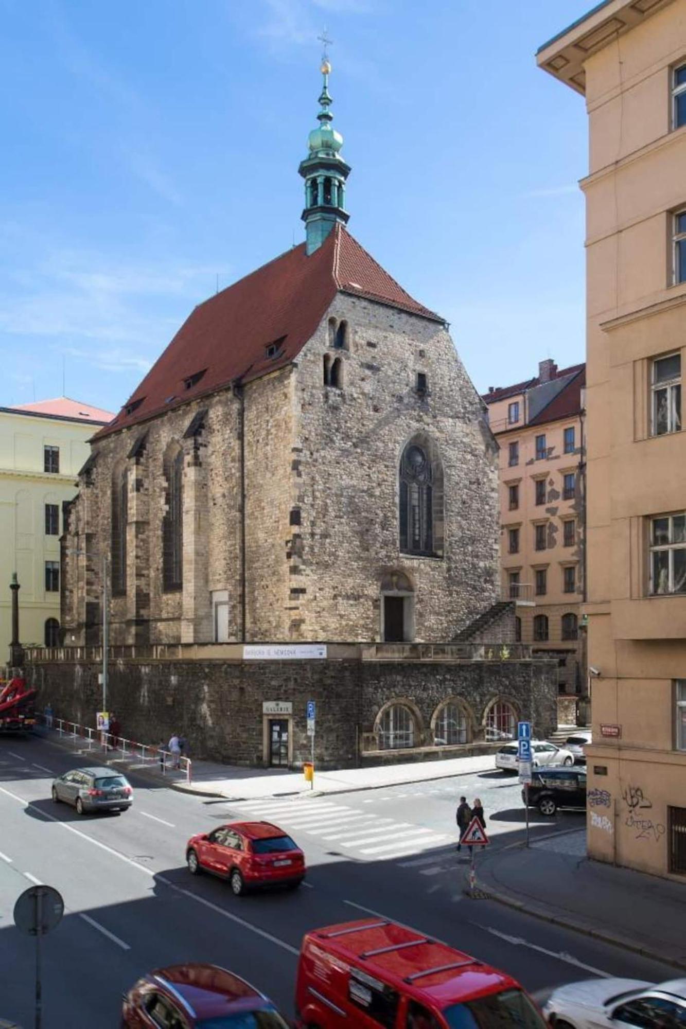 Place Of Grace - 50 Meters From Dancing House プラハ エクステリア 写真