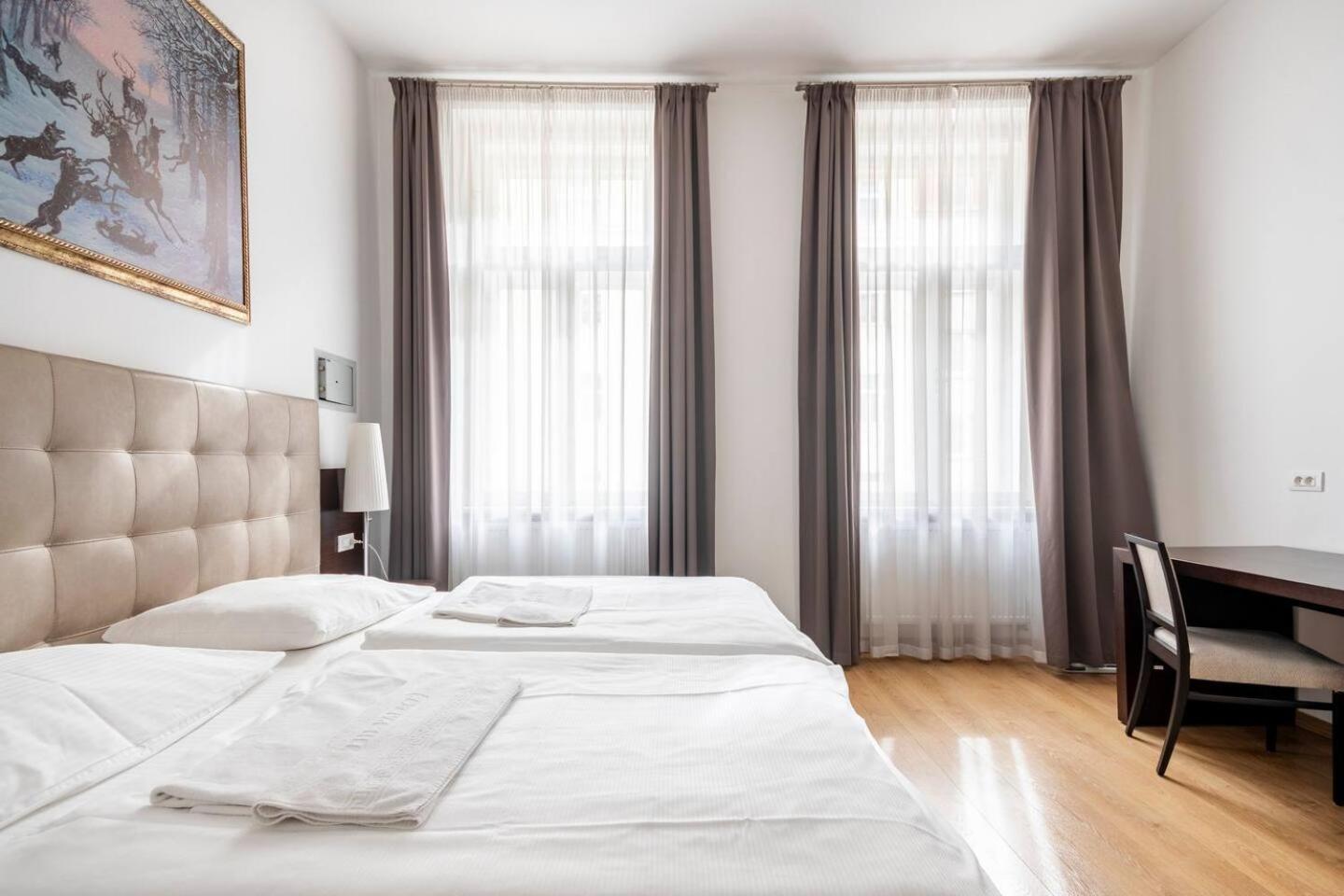 Place Of Grace - 50 Meters From Dancing House プラハ 部屋 写真